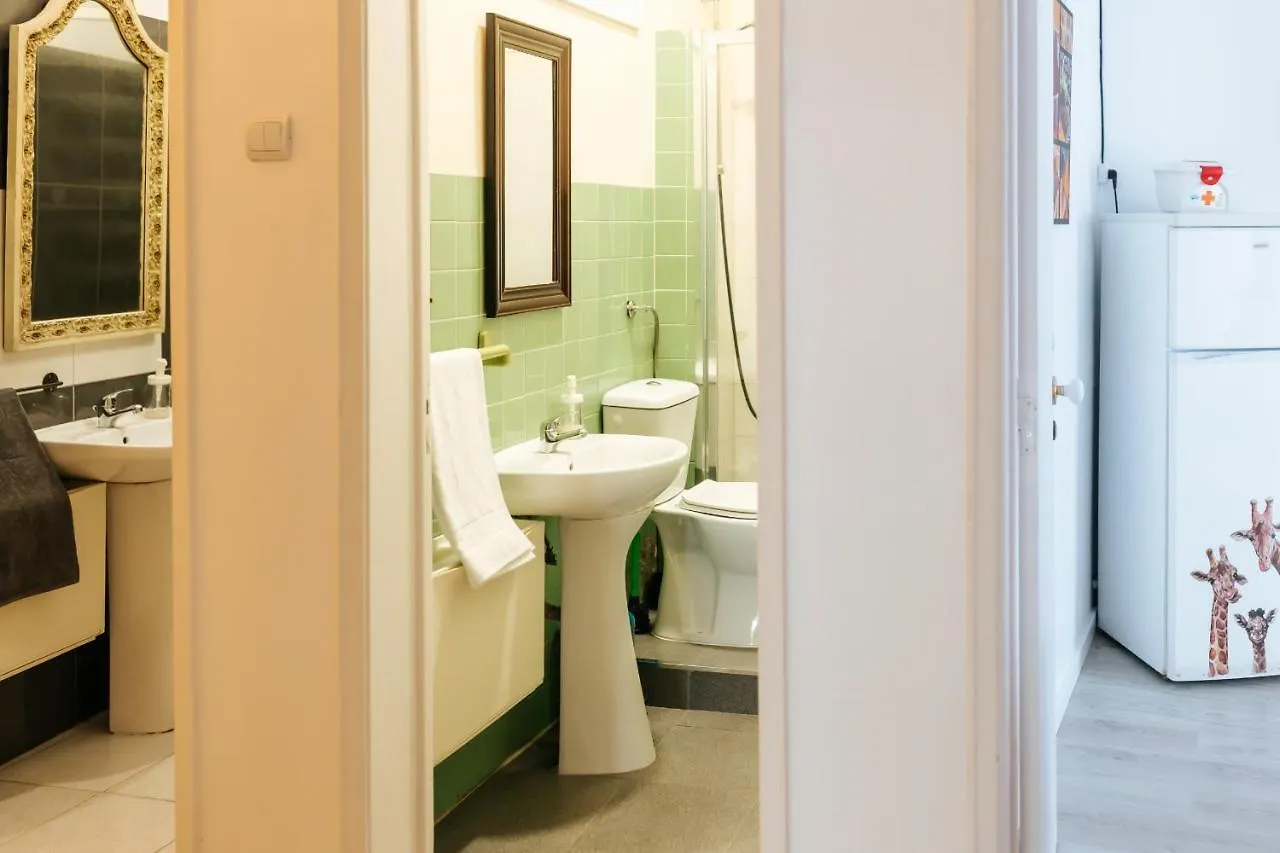 Center King Size Bird Room Lisboa Gasthof